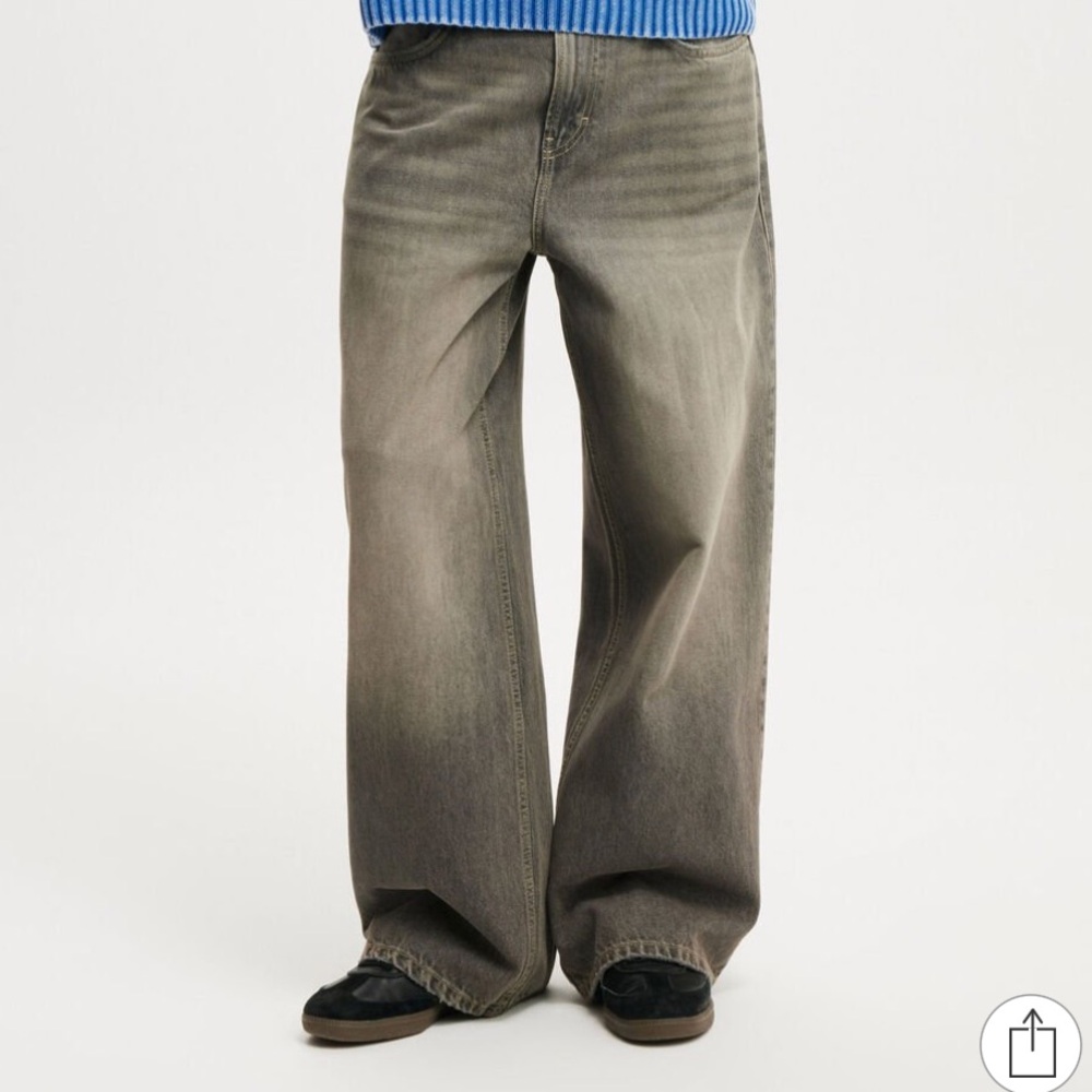Cotton On Men’s Gray Baggy Jeans